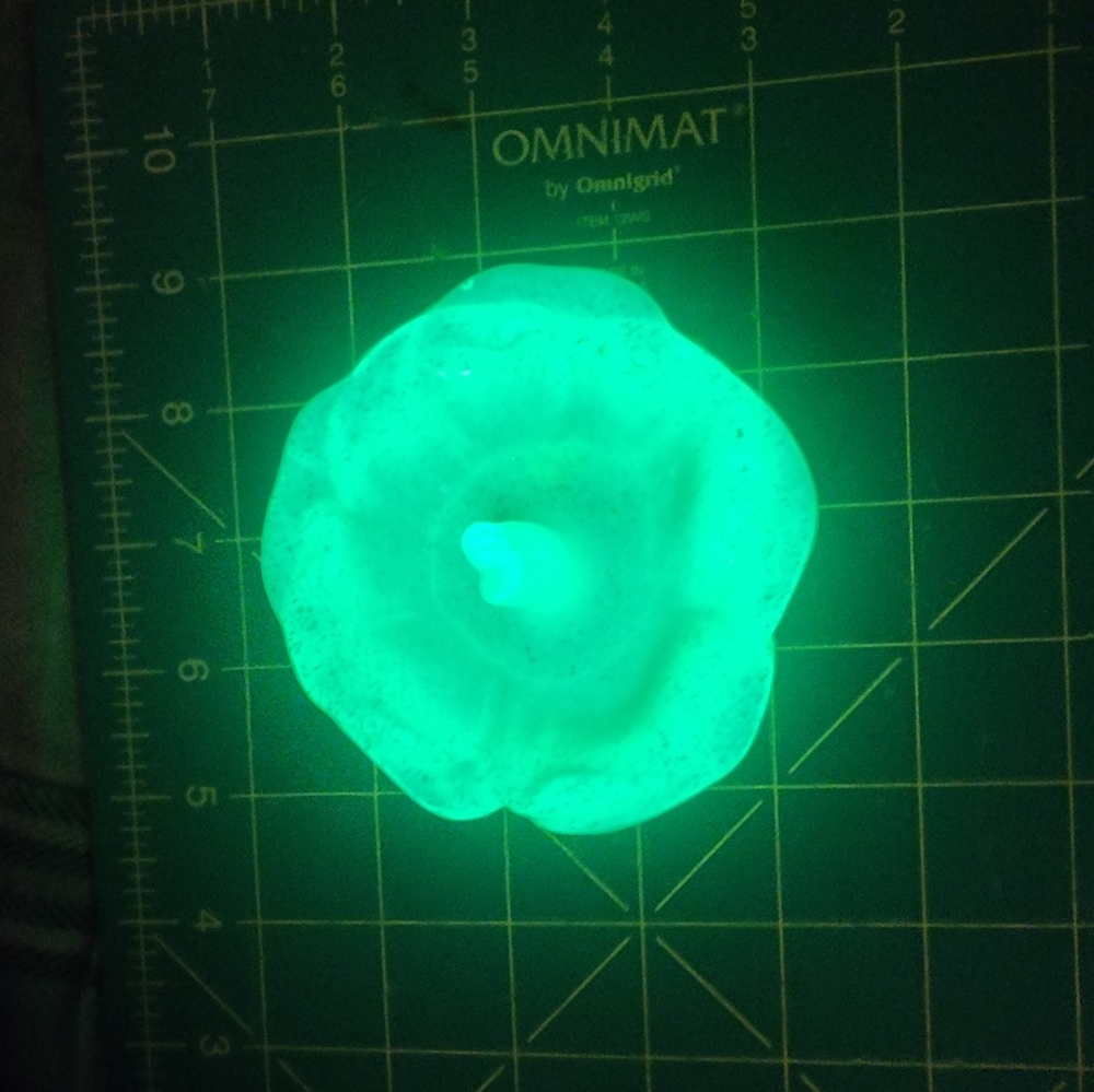 Glow in the dark ring tray